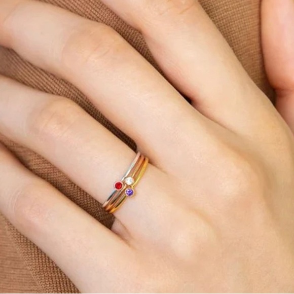 Stackable birth stone rings - Picture 7 of 7